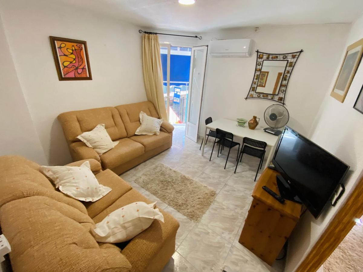 Alex Apartments Benidorm Esterno foto