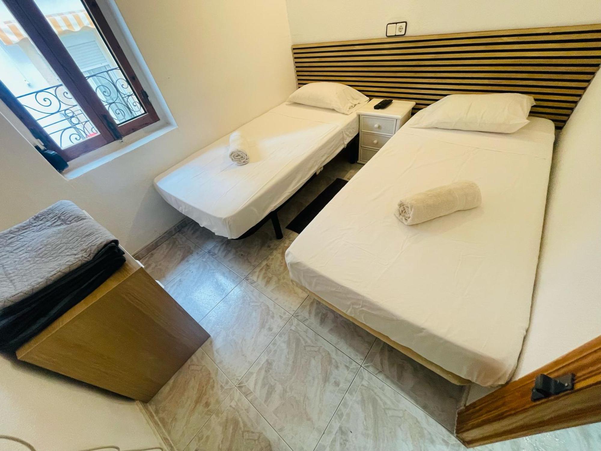 Alex Apartments Benidorm Esterno foto